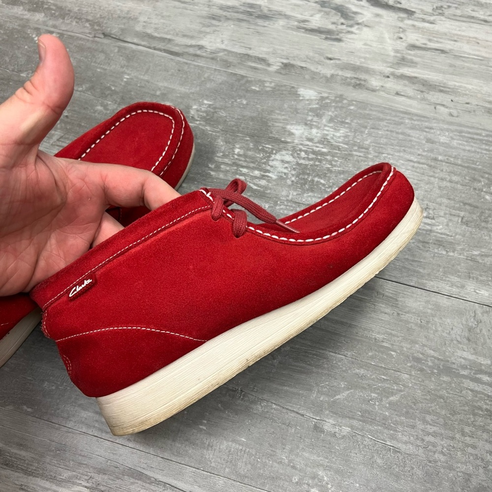 Clarks Wallabees Red Suede Chukka Boots 9 M - Picture 6 of 12